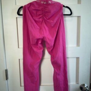 YITTY Fuchsia Leggings